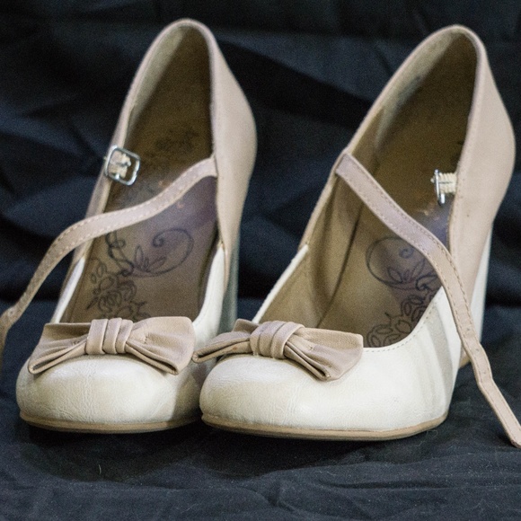 chunky heel pumps round toe